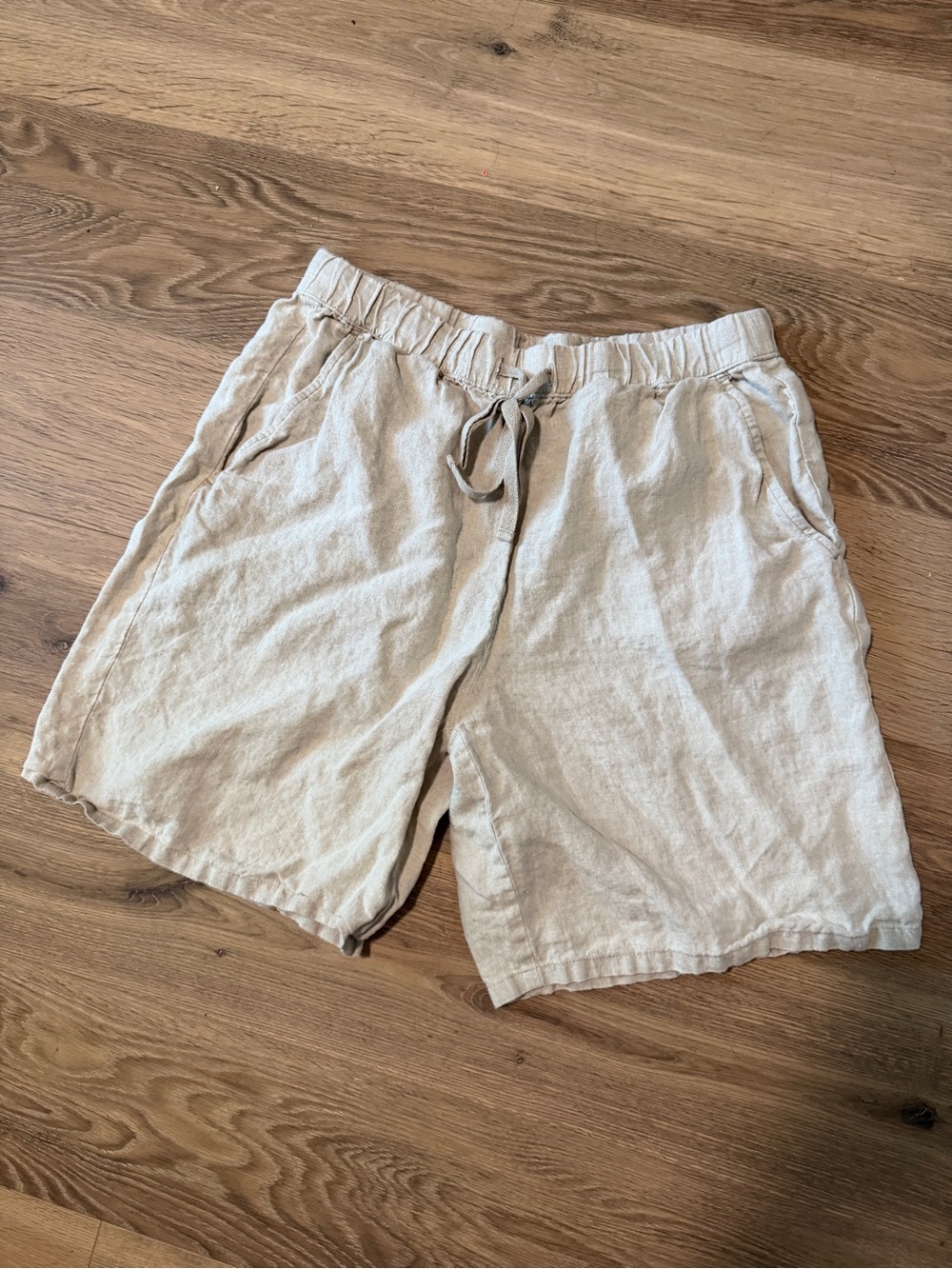 Eileen Fisher 100% Organic Linen Shorts Easy Fit bermuda size Small neutral oat
